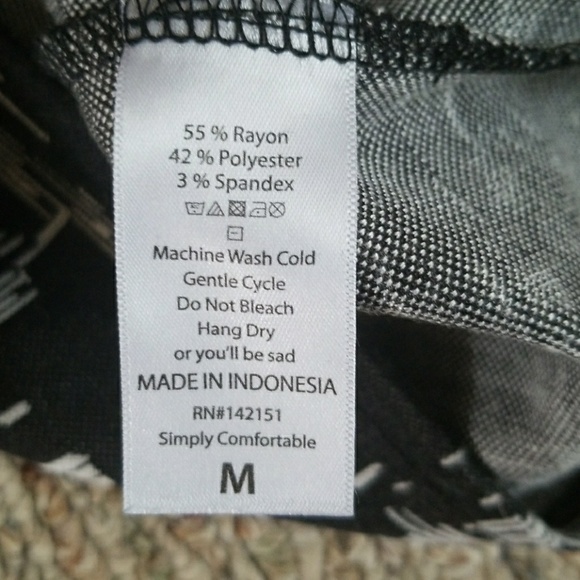 Gorgeous LulaRoe Julia GUC - Picture 5 of 6